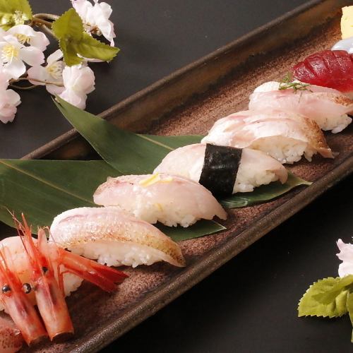 10 pieces of today's nigiri sushi with Nodoguro from Yamakita