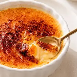 Homemade brown sugar crème brûlée