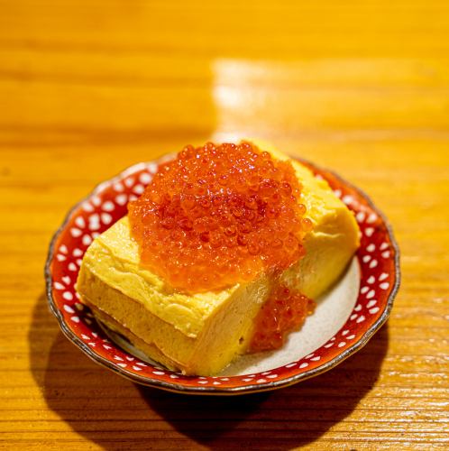 明太子いくらのせ出汁巻き玉子