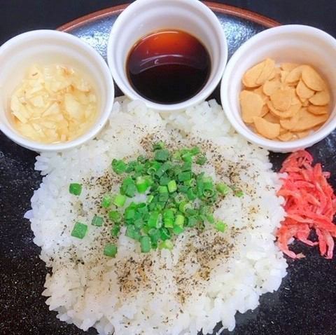 Teppanyaki restaurant's own style!! Teppanyaki garlic rice