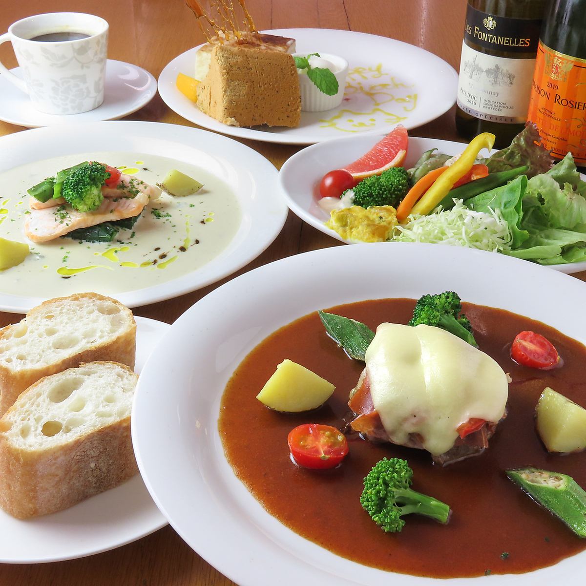 本格フレンチ,サラダビュッフェ,デザートまでついたお得コース！