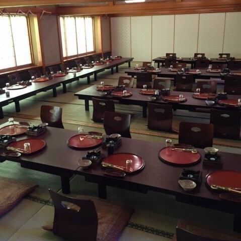 各種宴会承ります！幅広くご対応できるお座敷やテーブル席有り！