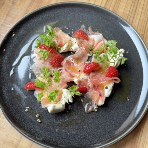 生ハムとチーズ