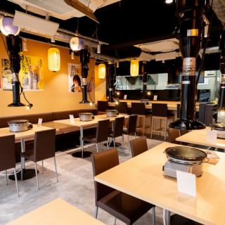 最大38名様まで対応可能な貸切利用OK。会社宴会や打ち上げはもちろん、学生宴会や大人数の女子会にもおすすめ。周りを気にせず焼肉とお酒を思いきり楽しめます。麺でるらしい活気ある空間で、ワイワイ盛り上がる宴会時間を満喫してください♪20名様～貸切可能となっております！