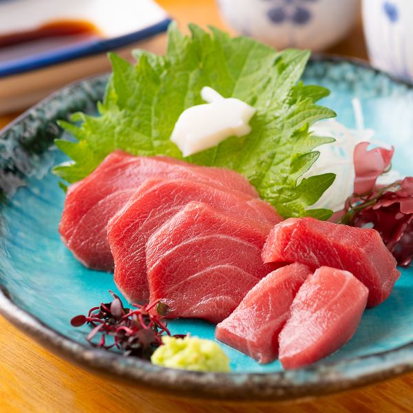 【売り切れ御免！】宮城県産の天然本マグロのお造り　　638円