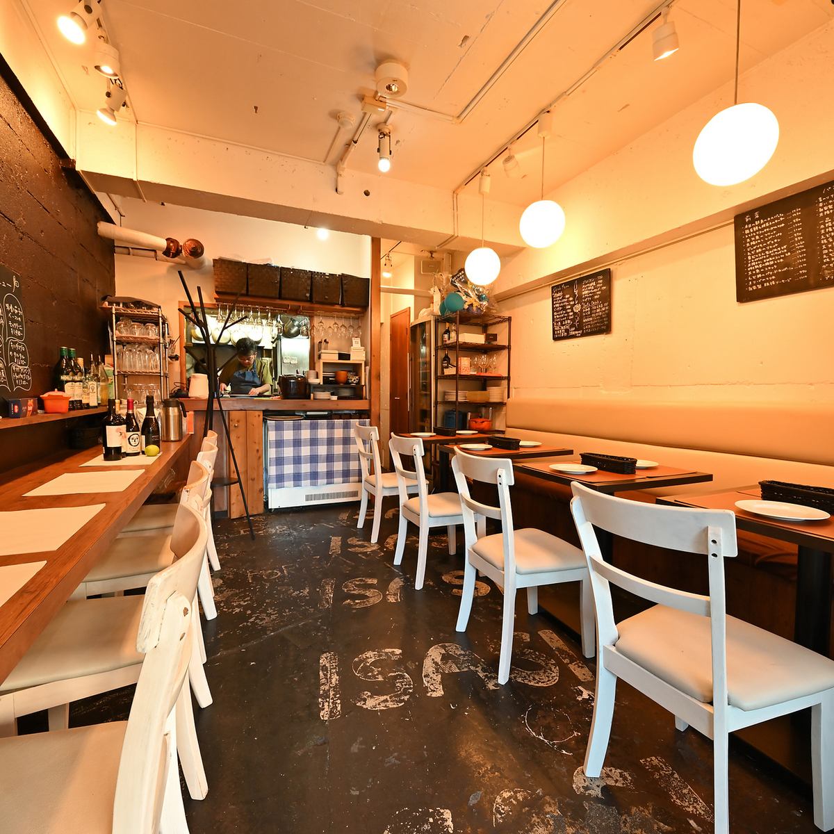 四谷で落ち着いた夜ごはんにぴったりの隠れ家ビストロです