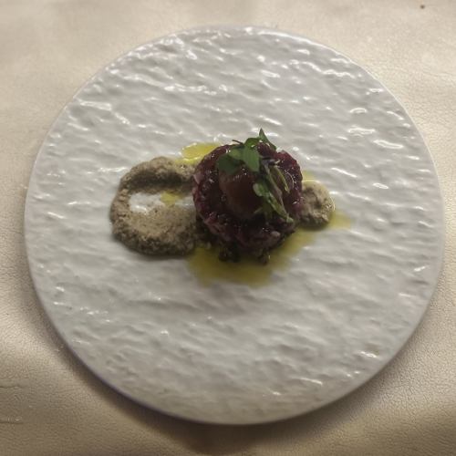 Fukushima Prefecture Aizu horse meat and lentils, Negrone compote, grilled eggplant puree