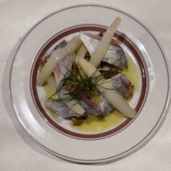 Smoked Oita mackerel, roasted mandarin oranges, white asparagus, fennel leaves