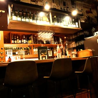 【1組限定カウンター】プライベート感のあるカウンター。1日1組限定で、2~3名様でご利用いただけます。