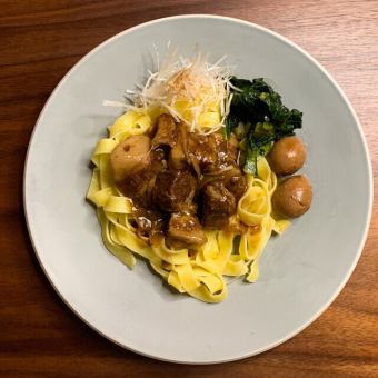 魯肉麺(ルーローリングイネ)