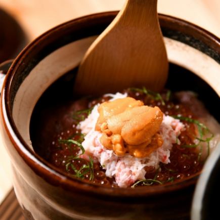 Unexpectedly luxurious 10 dishes included! "Raw tuna and leek hotpot course" with 2 hours of all-you-can-drink for 8,000 yen