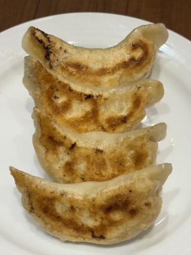 【熊】熊肉焼餃子(4個)