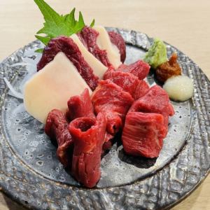 特選 5種の馬刺し盛り