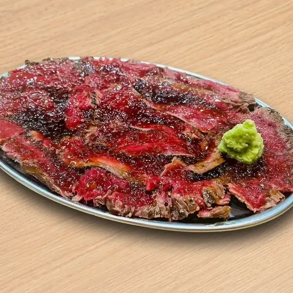 馬喰ろうオススメ♪豪快！桜肉のタタキ皿！