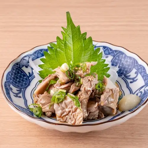 馬モツ刺し