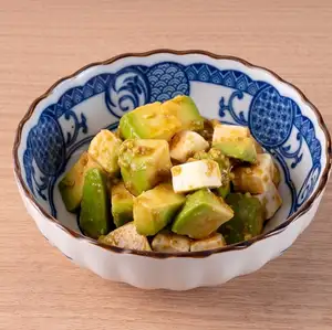 アボカドとクリームチーズ醤油