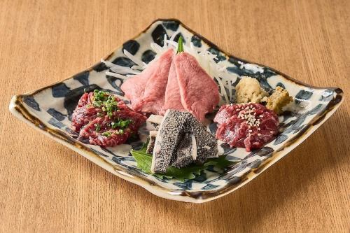 NO.1 Assorted Wagyu beef sashimi