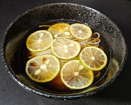 スダチ冷麺