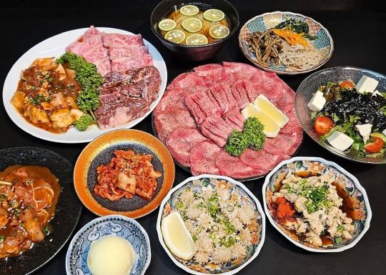 【焼肉のみ!】厚切りタン・ホルモンMIX・ウルテ湯引きなどのお肉を楽しむ全13品◆7000円コース