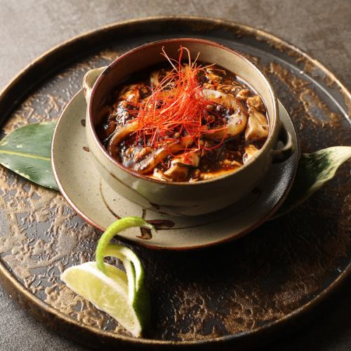 イカ墨麻婆豆腐