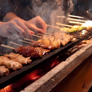 『銘柄地鶏の７種炭火焼き鳥と創作焼き鳥　盛り合わせ』　