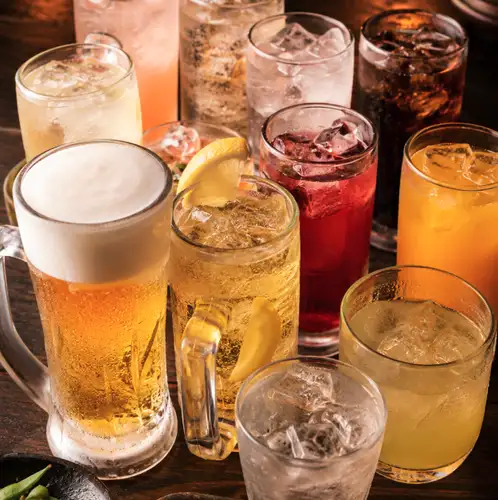 飲み放題1100円~お得！