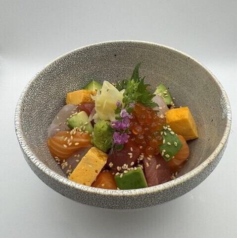 海鮮丼