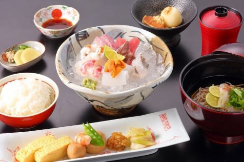 あんどおすすめ御膳　メインのお料理をお刺身、天ぷら、焼魚からお選びいただけます。　※予約不可