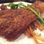 [Easy to ask and texture ◎] Grilled lamb chop herbs