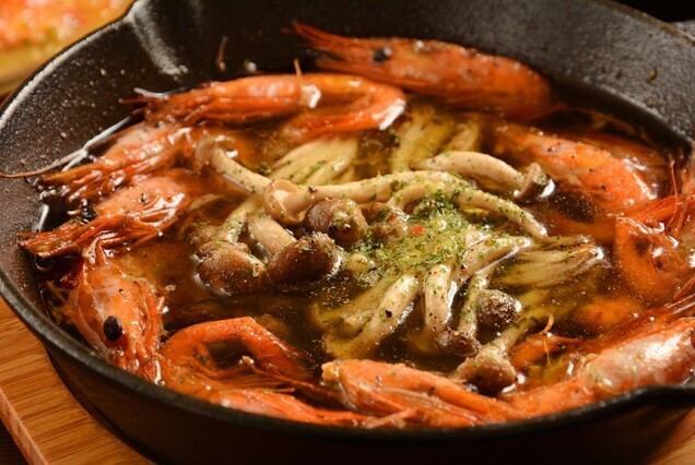 【小牧駅から歩いてすぐ♪】ドリンクの種類も豊富◎アラカルト料理も充実しています！