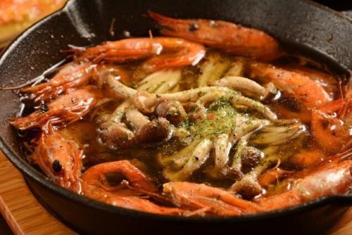 【小牧駅から歩いてすぐ♪】ドリンクの種類も豊富◎アラカルト料理も充実しています！