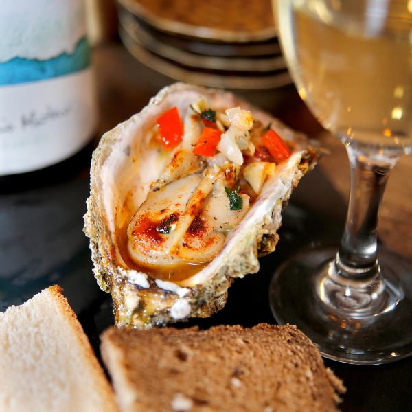 Oyster ajillo and white wine set