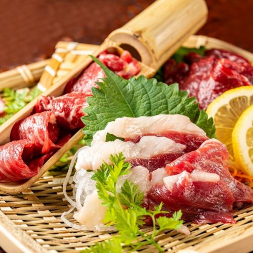 馬刺し（モンゴル産）/馬肉ユッケ（モンゴル産）