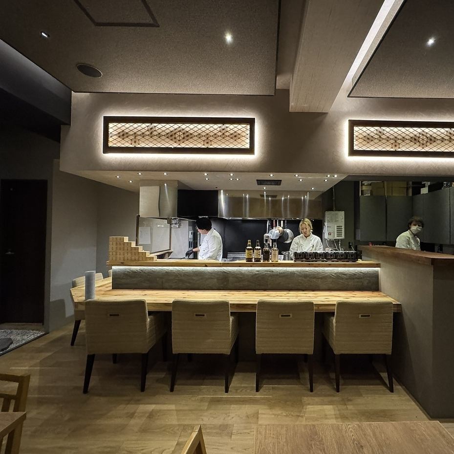 内装の細部までこだわり抜いた空間で、心温まるひとときを。