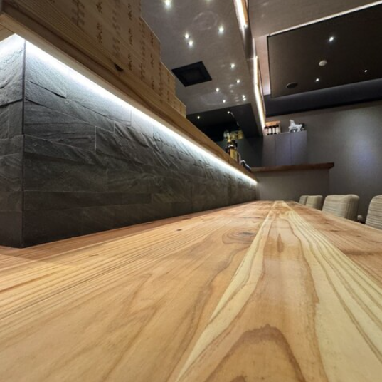 カウンター席がございます。日常使いから記念日まで◎