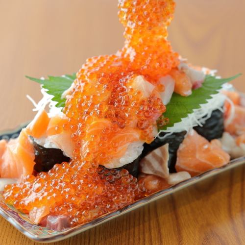 サーモントロ鉄火いくら乗せ