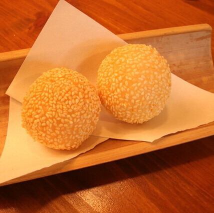 黒胡麻団子(1個)