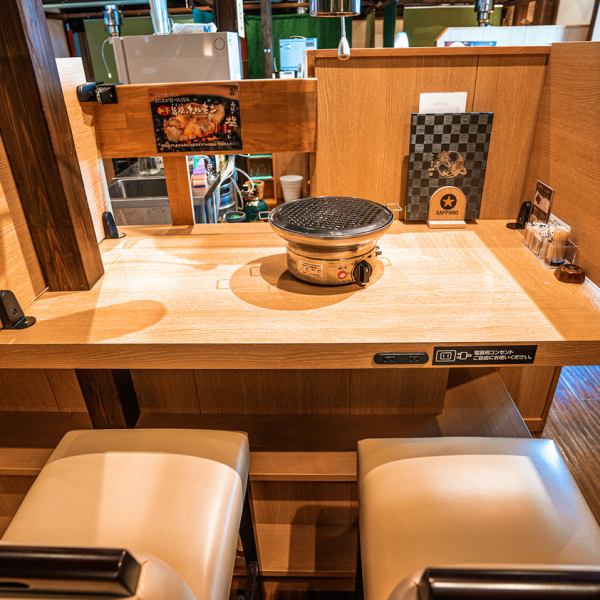 Counter seats are also available in the store.You can enjoy yakiniku alone in the calm atmosphere of the restaurant.All seats are equipped with partitions, so you can enjoy yakiniku comfortably even at the counter seats.