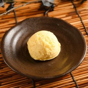 Vanilla Icecream