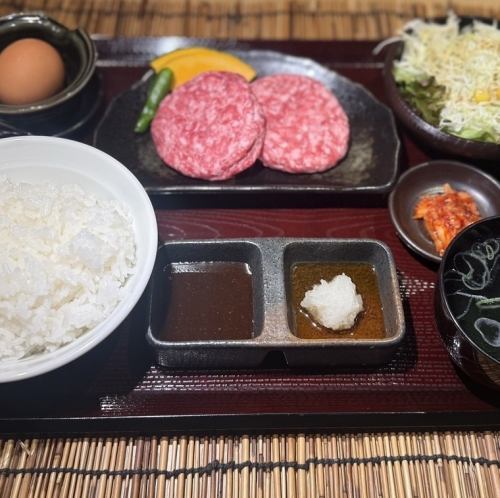【当店名物】炎風ハンバーグ定食