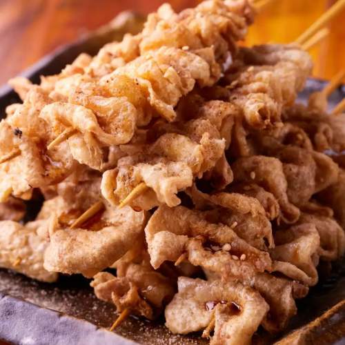 ◆どんなお酒にも合う”とり皮棒” 10本盛り1,480円◆