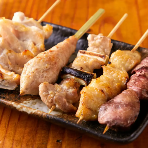 【職人の技と鮮度による極上の味!】新鮮な霧島鶏を使用した当店自慢の”串焼き” 1本132円~ (税込)