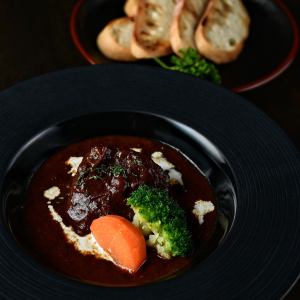 牛タンシチュー