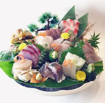 Today's daily special: Fish House's special platter