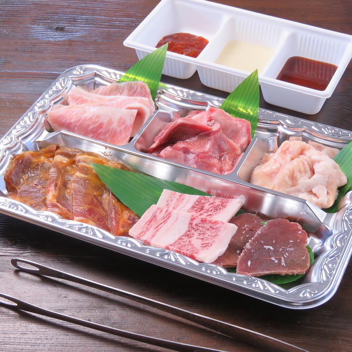 開放的なテラス席ございます。休日は当店でおくつろぎください。