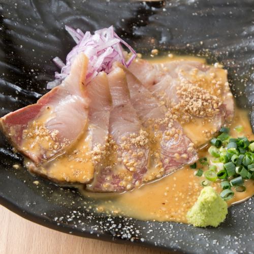 ブリゴマ和え/牛タンカルパッチョ