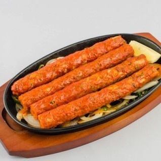 【飲み放題/ライス・ナンお替わり自由】シークカバブ含む全9品アヴァタールAコース