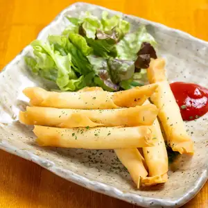 Cheese sticks (6 pieces)