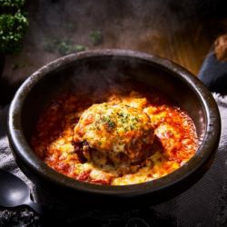 デミグラスハンバーグドリア