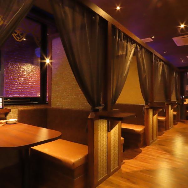 JR信越本線亀田駅西口から徒歩14分。亀田駅近くに大人気「ベビーフェイスプラネッツ」がオープン！オムライスやパスタ、ピラフ、ハンバーグなどの洋食メニューを中心に、アルコールやスイーツも豊富にご用意。ランチやカフェとしてのご利用はもちろん、夜はバルとしても楽しめる、様々なシーンに合わせた使い方が可能です。